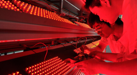 Aumentar a força global das empresas chinesas para se adaptarem ao mercado global de LED