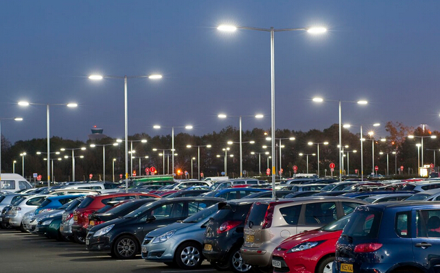 Vinte milhões de libras para ajudar o Departamento de Economia de Energia LED do Reino Unido atualizar iluminação